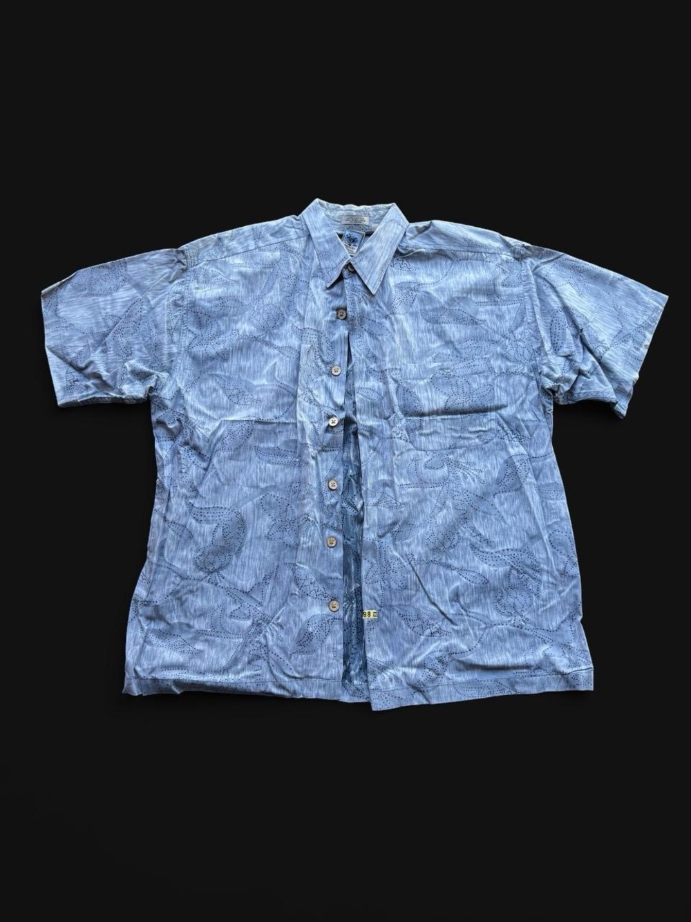 ✨90s Gotcha Sporto blue cotton button up shirt with abstract leaf-like pattern✨